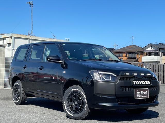 プロボックス ハイブリッドＦ　自社新車仕入れカスタム　タコマ風グリル　１インチリフトアップ　ＴＯＹＯオープンカントリーホワイトレター新品Ｒ／Ｔタイヤ　ＢＫＭヘッド／テールライト　ＷＥＤＳ１４インチ新品アルミ　グレイスシートカバー（30枚目）