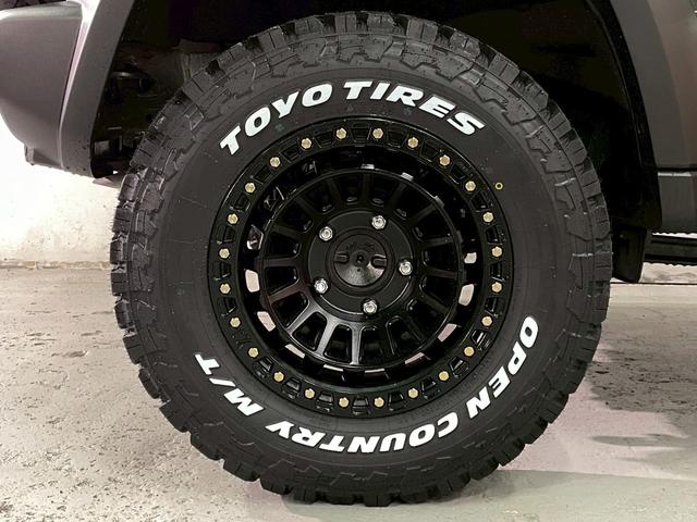 ジムニーノマド ＦＣ　リフトＵＰ　グリルブラック塗装　エクストリームＪ新品アルミホイール　ＴＯＹＯオープンカントリーＭ／Ｔ新品タイヤ　フロントカメラ　スズキセーフティ　クルコン　障害物センサー　前席シートヒーター　禁煙車（21枚目）