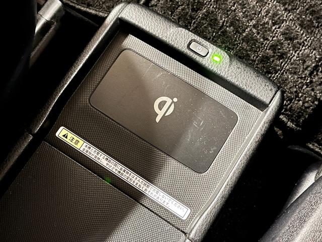 ノア ハイブリッドG 全塗装/ナチュラルベージュM ブラック塗装 モンツァジャパン新品AW マッドスターA/T新品タイヤ TOYOTAエンブレム 両側パワスラ フリップダウンモニター 純正ナビ バックカメラ シートヒーター(16枚目)