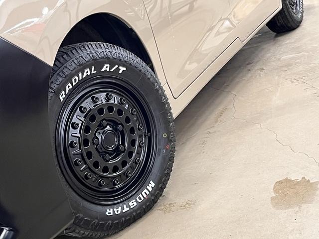 ノア ハイブリッドG 全塗装/ナチュラルベージュM ブラック塗装 モンツァジャパン新品AW マッドスターA/T新品タイヤ TOYOTAエンブレム 両側パワスラ フリップダウンモニター 純正ナビ バックカメラ シートヒーター(28枚目)