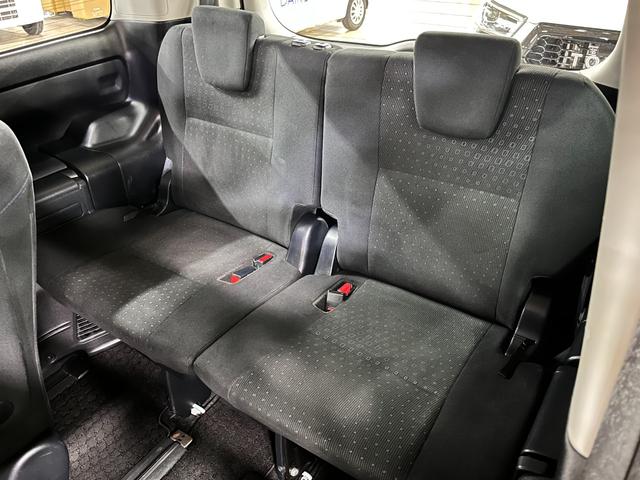 ノア ハイブリッドG 全塗装/ナチュラルベージュM ブラック塗装 モンツァジャパン新品AW マッドスターA/T新品タイヤ TOYOTAエンブレム 両側パワスラ フリップダウンモニター 純正ナビ バックカメラ シートヒーター(62枚目)