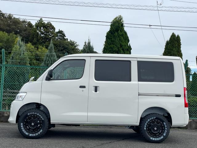 タウンエースバン GL 自社新車仕入れカスタム MGRベッドキット リフトアップ エクストリームJ新品14インチアルミホイール マキシスバックショット新品タイヤ グレイスシートカバー インテリアパネル リアヒーター スマアシ(15枚目)