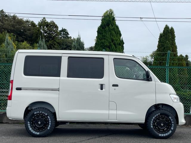 タウンエースバン GL 自社新車仕入れカスタム MGRベッドキット リフトアップ エクストリームJ新品14インチアルミホイール マキシスバックショット新品タイヤ グレイスシートカバー インテリアパネル リアヒーター スマアシ(16枚目)