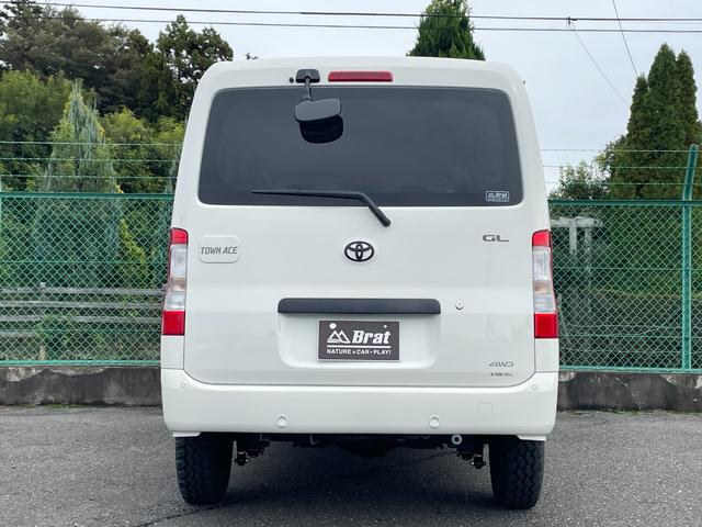 タウンエースバン GL 自社新車仕入れカスタム MGRベッドキット リフトアップ エクストリームJ新品14インチアルミホイール マキシスバックショット新品タイヤ グレイスシートカバー インテリアパネル リアヒーター スマアシ(17枚目)