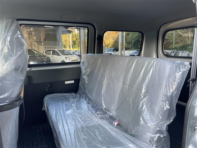 タウンエースバン ＧＬ　ワンオーナー　４ＷＤ　セーフティセンス　両側スライドドア　ＬＥＤオートライト　オートハイビーム　バックソナー　センターデフロック　リアヒーター　リアフォグライト　前席パワーウィンドウ　キーレス（17枚目）