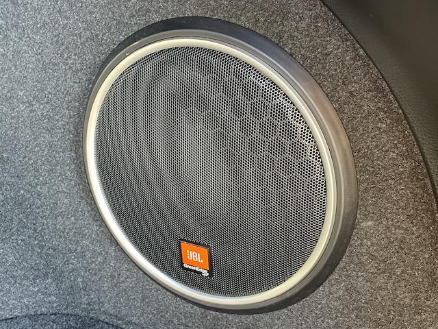 ハリアーハイブリッド プレミアム　アドバンスドパッケージ　レクサス純正カラームーンデザート全塗装　１．５インチリフトアップ　エクストリームＪＸＪ０８　ＴＯＹＯオープンカントリーＡ／ＴＩＩＩ　エルフォードオーバーフェンダー　ＪＢＬ　パノラミックビューモニター（17枚目）