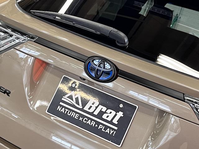 ハリアーハイブリッド プレミアム　アドバンスドパッケージ　レクサス純正カラームーンデザート全塗装　１．５インチリフトアップ　エクストリームＪＸＪ０８　ＴＯＹＯオープンカントリーＡ／ＴＩＩＩ　エルフォードオーバーフェンダー　ＪＢＬ　パノラミックビューモニター（41枚目）