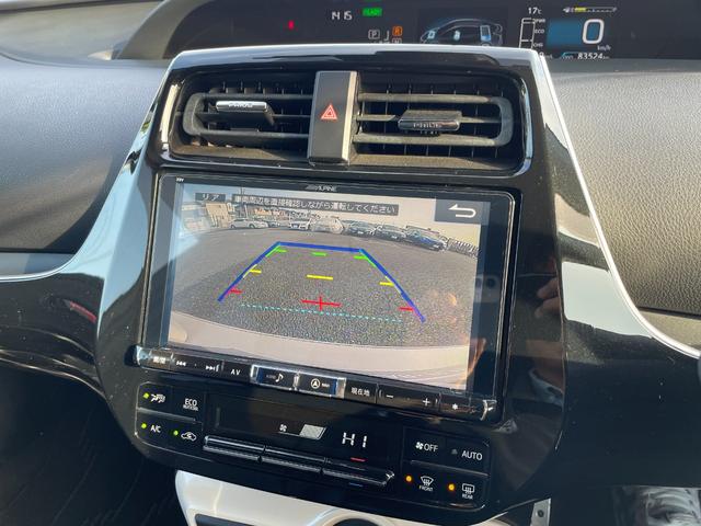 プリウス Sツーリングセレクション セーフティセンス モデリスタフルエアロ 後席モニター ALPINE9インチナビ バックカメラ レーダークルーズコントロール LEDオートライト オートハイビーム レザーシート 前席シートヒーター(6枚目)