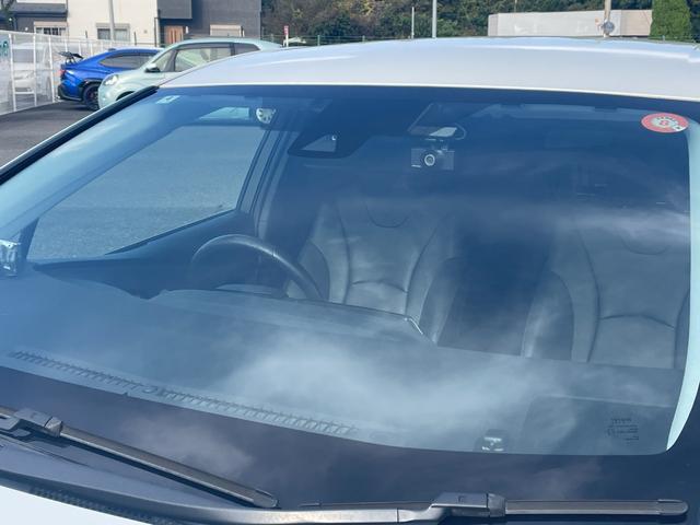 プリウス Sツーリングセレクション セーフティセンス モデリスタフルエアロ 後席モニター ALPINE9インチナビ バックカメラ レーダークルーズコントロール LEDオートライト オートハイビーム レザーシート 前席シートヒーター(7枚目)