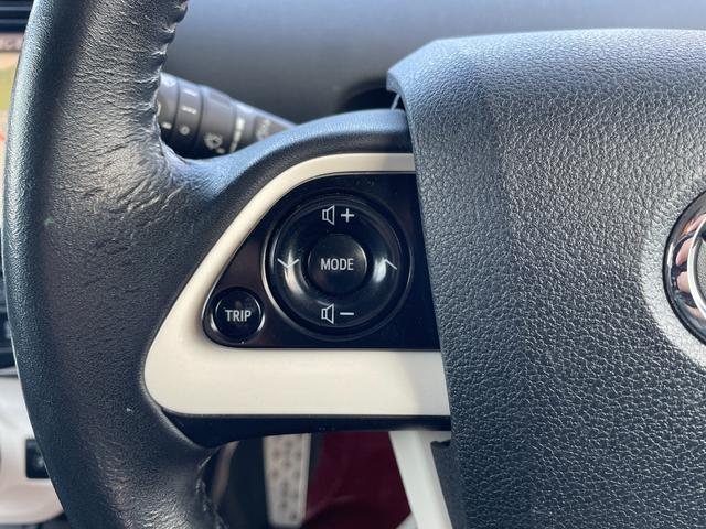 プリウス Sツーリングセレクション セーフティセンス モデリスタフルエアロ 後席モニター ALPINE9インチナビ バックカメラ レーダークルーズコントロール LEDオートライト オートハイビーム レザーシート 前席シートヒーター(9枚目)
