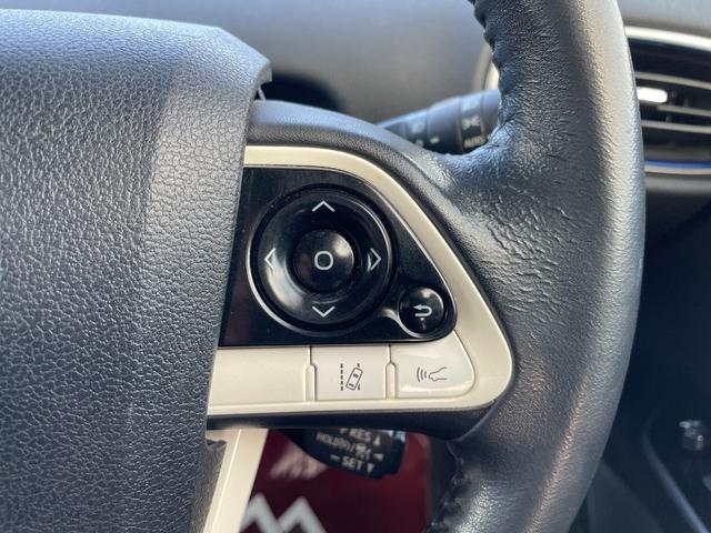 プリウス Sツーリングセレクション セーフティセンス モデリスタフルエアロ 後席モニター ALPINE9インチナビ バックカメラ レーダークルーズコントロール LEDオートライト オートハイビーム レザーシート 前席シートヒーター(10枚目)