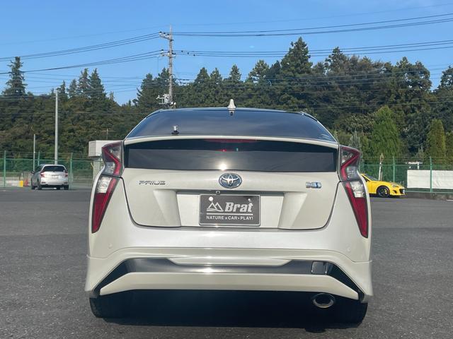 プリウス Sツーリングセレクション セーフティセンス モデリスタフルエアロ 後席モニター ALPINE9インチナビ バックカメラ レーダークルーズコントロール LEDオートライト オートハイビーム レザーシート 前席シートヒーター(29枚目)