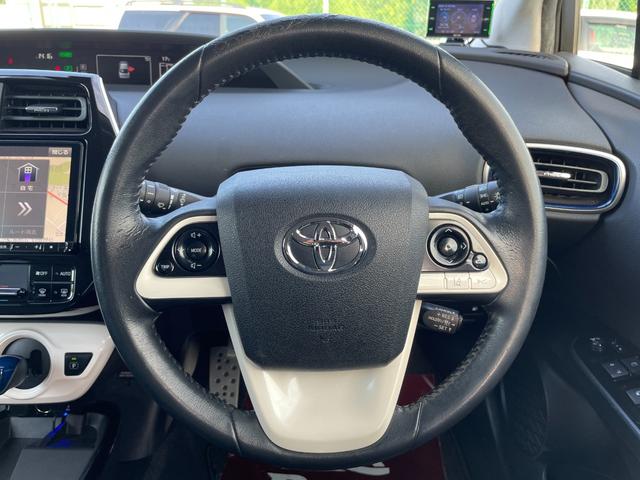 プリウス Sツーリングセレクション セーフティセンス モデリスタフルエアロ 後席モニター ALPINE9インチナビ バックカメラ レーダークルーズコントロール LEDオートライト オートハイビーム レザーシート 前席シートヒーター(52枚目)