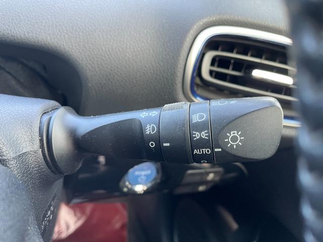 プリウス Sツーリングセレクション セーフティセンス モデリスタフルエアロ 後席モニター ALPINE9インチナビ バックカメラ レーダークルーズコントロール LEDオートライト オートハイビーム レザーシート 前席シートヒーター(55枚目)