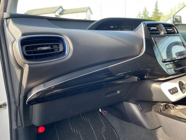 プリウス Sツーリングセレクション セーフティセンス モデリスタフルエアロ 後席モニター ALPINE9インチナビ バックカメラ レーダークルーズコントロール LEDオートライト オートハイビーム レザーシート 前席シートヒーター(60枚目)