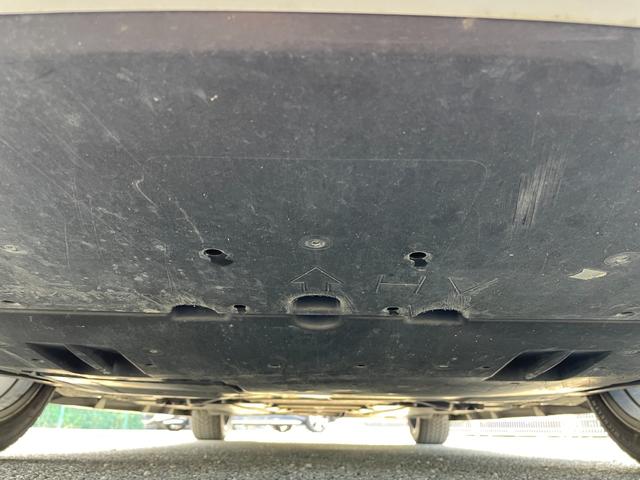 プリウス Sツーリングセレクション セーフティセンス モデリスタフルエアロ 後席モニター ALPINE9インチナビ バックカメラ レーダークルーズコントロール LEDオートライト オートハイビーム レザーシート 前席シートヒーター(72枚目)