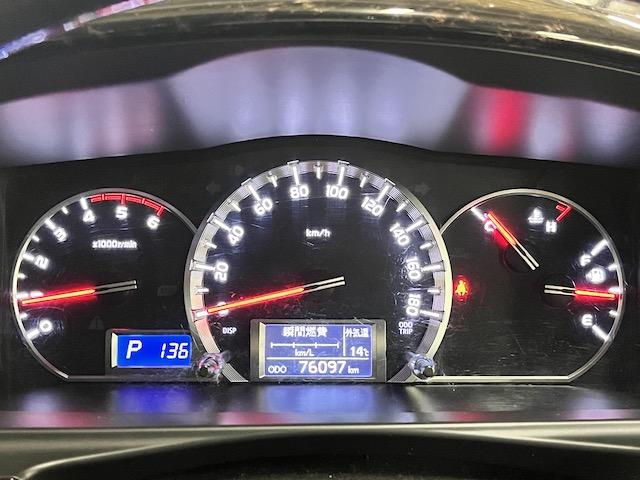 ハイエースバン スーパーＧＬ　４型標準グリル　オーバーフェンダー　純正ナビ　ＢＡＴＴＲＯテールライト　ヒッチメンバー　グッドイヤーラジアルタイヤ　ＦＬＥＸオリジナルアルミ　マホガニーインテリアパネル　ＢｒａｔＵＳＢソケット　ＥＴＣ（6枚目）