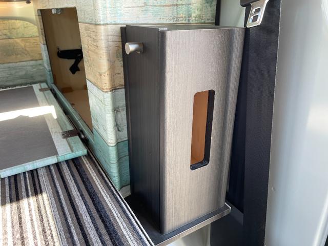 タウンエースバン ＧＬ　アルトピアーノ　ワンオーナー　トヨタセーフティーセンス　純正ナビ　バックカメラ　ＬＥＤヘッドライト　テレビキャンセラー　ＥＴＣ　前後ドラレコ　ヘッドライトレベライザー　ハンドルカバー　電格ミラー（9枚目）