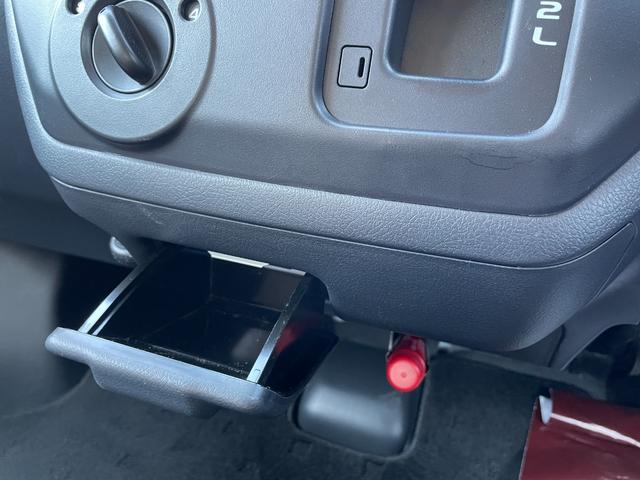 タウンエースバン ＧＬ　アルトピアーノ　ワンオーナー　トヨタセーフティーセンス　純正ナビ　バックカメラ　ＬＥＤヘッドライト　テレビキャンセラー　ＥＴＣ　前後ドラレコ　ヘッドライトレベライザー　ハンドルカバー　電格ミラー（75枚目）