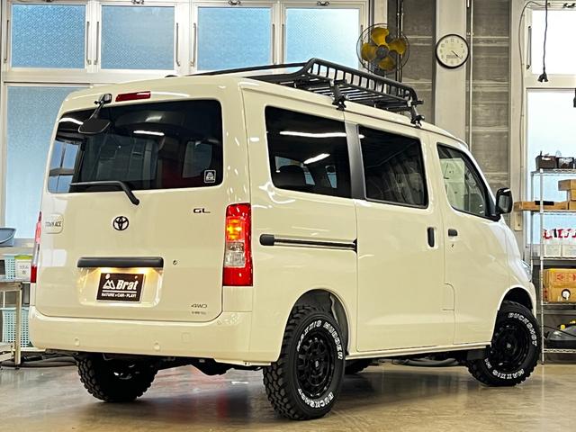 タウンエースバン ＧＬ　１４ＡＷ　デザートテック　ＤＤ－９　マキシス　バックショット　ＭＧＲベッドキット　グレイス　クラシックシートカバー　茶木目インテリアパネル　アルミ製ルーフラックＲ１４　ＬＥＤヘッドライト　寒冷地仕様（2枚目）