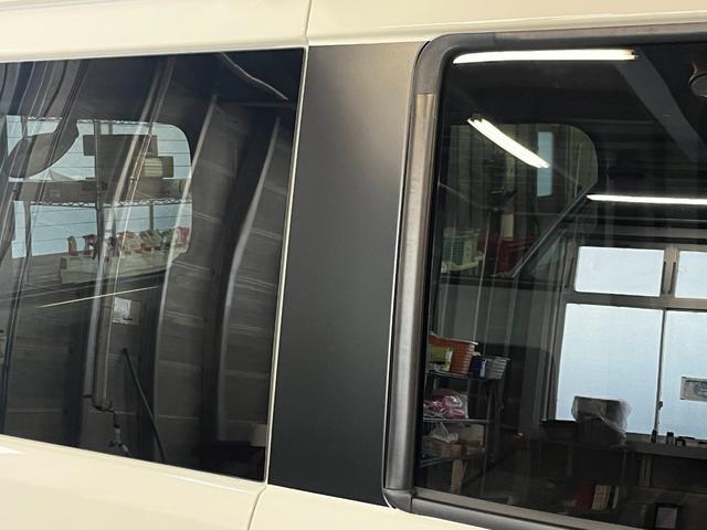 タウンエースバン ＧＬ　１４ＡＷ　デザートテック　ＤＤ－９　マキシス　バックショット　ＭＧＲベッドキット　グレイス　クラシックシートカバー　茶木目インテリアパネル　アルミ製ルーフラックＲ１４　ＬＥＤヘッドライト　寒冷地仕様（25枚目）