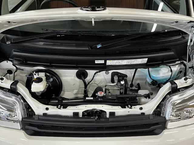 タウンエースバン ＧＬ　１４ＡＷ　デザートテック　ＤＤ－９　マキシス　バックショット　ＭＧＲベッドキット　グレイス　クラシックシートカバー　茶木目インテリアパネル　アルミ製ルーフラックＲ１４　ＬＥＤヘッドライト　寒冷地仕様（44枚目）