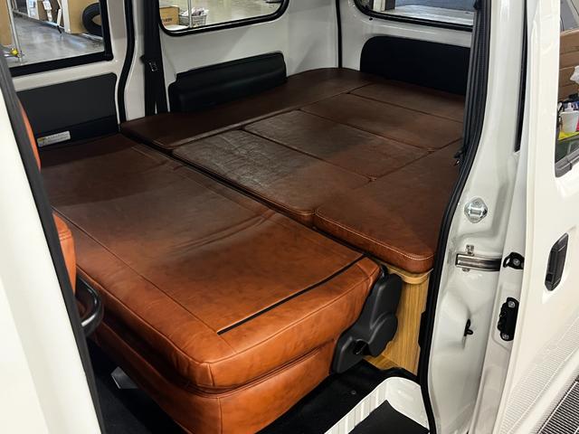 タウンエースバン ＧＬ　１４ＡＷ　デザートテック　ＤＤ－９　マキシス　バックショット　ＭＧＲベッドキット　グレイス　クラシックシートカバー　茶木目インテリアパネル　アルミ製ルーフラックＲ１４　ＬＥＤヘッドライト　寒冷地仕様（58枚目）