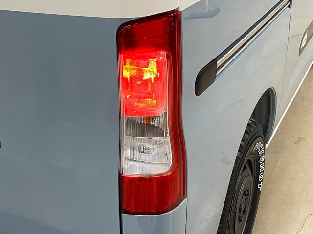 タウンエースバン ＧＬ　基本電源ユニット　シャワー付きシンク　サブバッテリー　ＩＮＮＯロッドホルダー　リフトＵＰ　エクストリームＪジャーニーＡＷ　マキシスバックショットタイヤ　ＹＡＫＩＭＡラック　ナビ　フロント／リアカメラ（47枚目）
