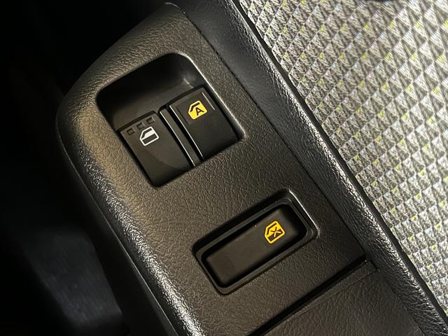 タウンエースバン ＧＬ　基本電源ユニット　シャワー付きシンク　サブバッテリー　ＩＮＮＯロッドホルダー　リフトＵＰ　エクストリームＪジャーニーＡＷ　マキシスバックショットタイヤ　ＹＡＫＩＭＡラック　ナビ　フロント／リアカメラ（56枚目）