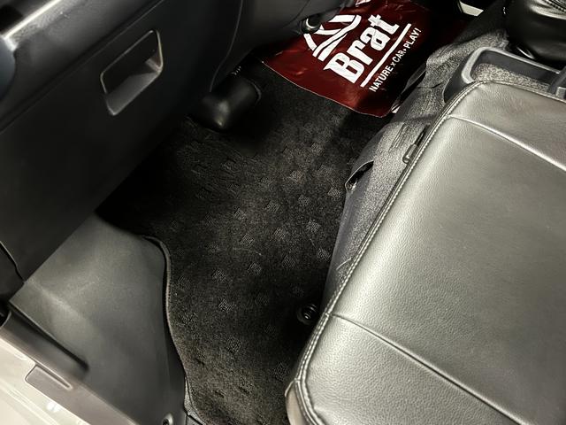 タウンエースバン ＧＬ　基本電源ユニット　シャワー付きシンク　サブバッテリー　ＩＮＮＯロッドホルダー　リフトＵＰ　エクストリームＪジャーニーＡＷ　マキシスバックショットタイヤ　ＹＡＫＩＭＡラック　ナビ　フロント／リアカメラ（67枚目）