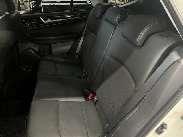 レガシィアウトバック リミテッド サンルーフ ブラック塗装カスタム プレミックス18インチAW TOYOオープンカントリーR/T新品タイヤ フジツボマフラー ハーマンカードン 純正ナビ バックカメラ 革シート シートヒーター BSM(68枚目)