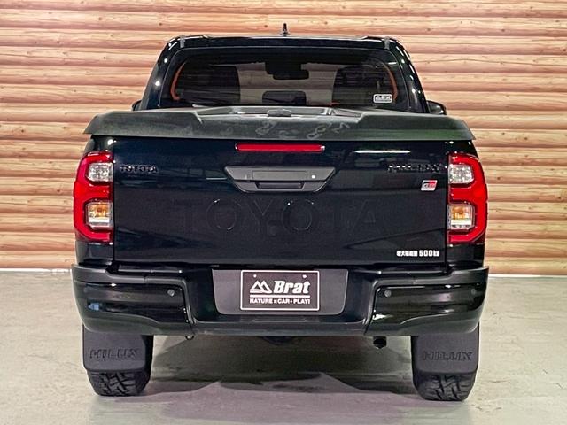 ハイラックス Ｚ　ＧＲスポーツ　リフトアップ　減衰調整式ショック　ＫＭＣ／ＡＺＴＥＣ新品アルミホイール　ＴＯＹＯオープンカントリー新品タイヤ　トノカバー　ベッドライナ　ディスプレイオーディオ　全方位カメラ　クルコン　ＥＴＣ２．０（22枚目）