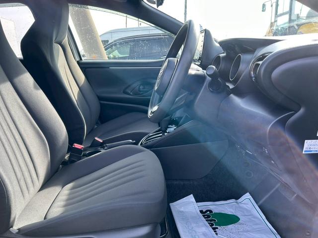 ヤリス ハイブリッドG(7枚目)