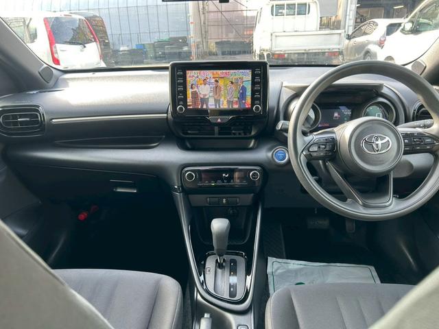 ヤリス ハイブリッドG(9枚目)