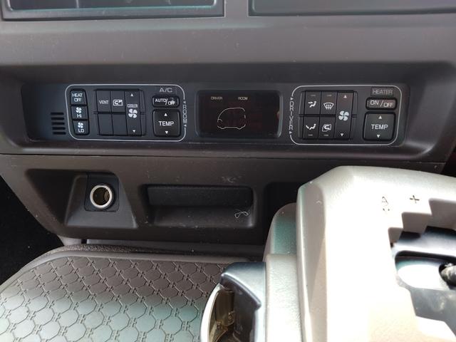 ローザ 29人乗り 自動ドア(11枚目)