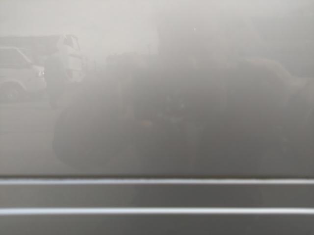 ミニキャブトラック Ｍ　登録未使用車　キーレス　エアコン　パワステ　パワーウィンドウ　バックソナー（9枚目）