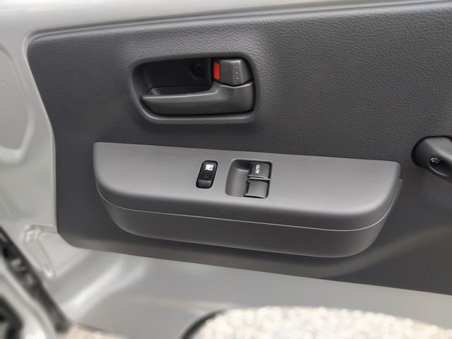 ミニキャブトラック Ｍ　登録未使用車　キーレス　エアコン　パワステ　パワーウィンドウ　バックソナー（14枚目）