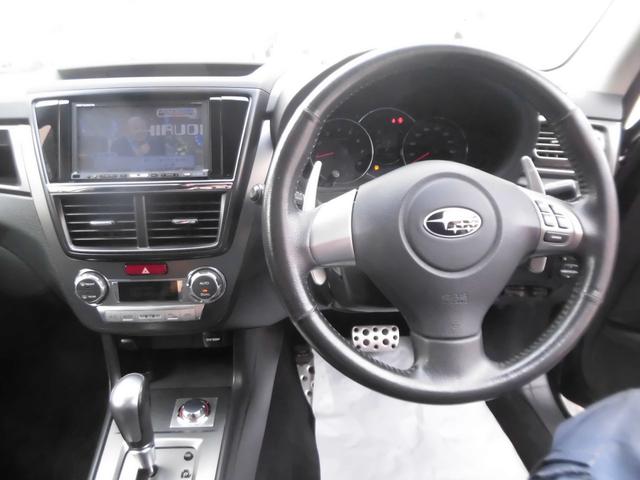 2.5iアイサイト TV&ナビ バックカメラ ETC 4WD ハーフレザーシート オートライト HID パワーシート 17インチアルミホイール 電動格納ミラー キーレスエントリー(12枚目)
