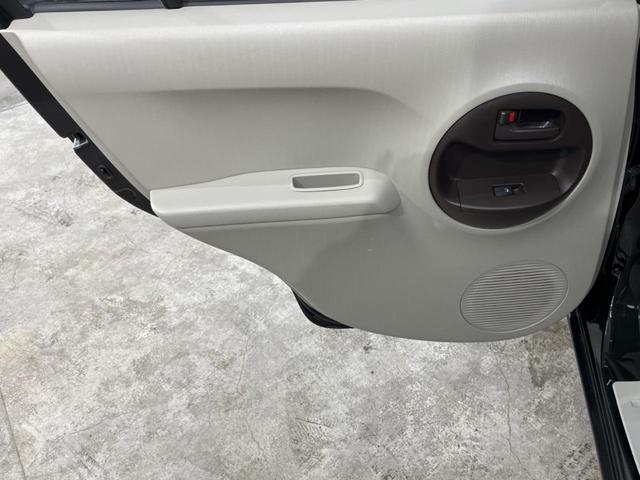 X 4WD 禁煙車 ナビ 寒冷地仕様 キーレス CD再生 DVD再生 Bluetooth接続(28枚目)