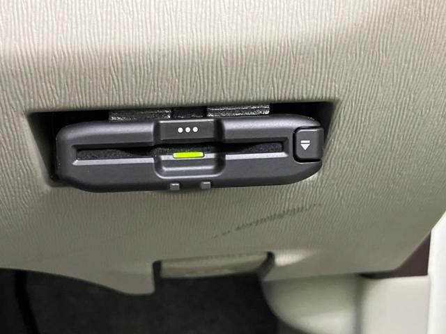 X 4WD 純正SDナビ 衝突安全ボディ 純正14インチスチールホイール 外付けETC バックカメラ ワンセグTV CD&DVD再生(6枚目)