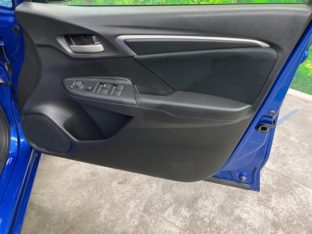 13G・L ホンダセンシング 4WD 禁煙車 純正8インチSDナビ 寒冷地仕様 ホンダセンシング レーダークルーズコントロール オートライト LEDヘッドライト ETC Bluetooth接続 フルセグTV CD&DVD再生(43枚目)