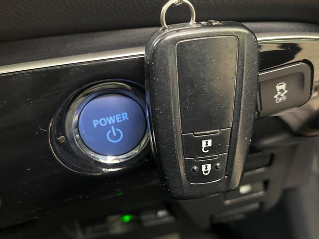プリウス S 4WD 純正SDナビ バックカメラ 寒冷地仕様 禁煙車 スマートキー LEDヘッド ビルトインETC オートライト デュアルエアコン 純正16インチアルミ Bluetooth CD DVD再生(6枚目)