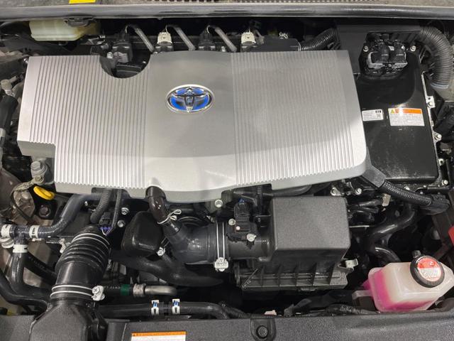 プリウス S 4WD 純正SDナビ バックカメラ 寒冷地仕様 禁煙車 スマートキー LEDヘッド ビルトインETC オートライト デュアルエアコン 純正16インチアルミ Bluetooth CD DVD再生(17枚目)