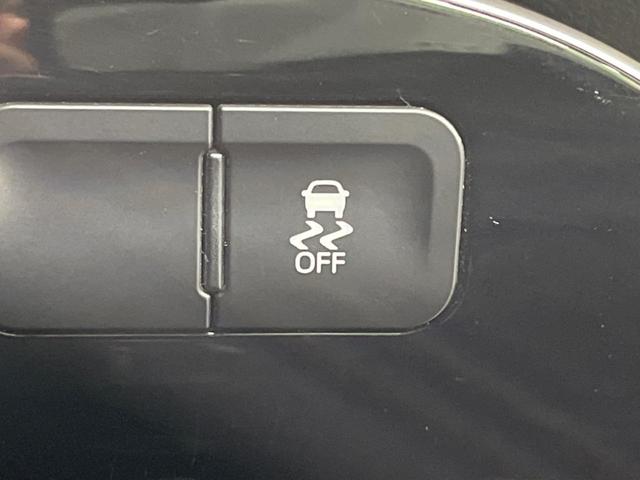 プリウス S 4WD 純正SDナビ バックカメラ 寒冷地仕様 禁煙車 スマートキー LEDヘッド ビルトインETC オートライト デュアルエアコン 純正16インチアルミ Bluetooth CD DVD再生(30枚目)