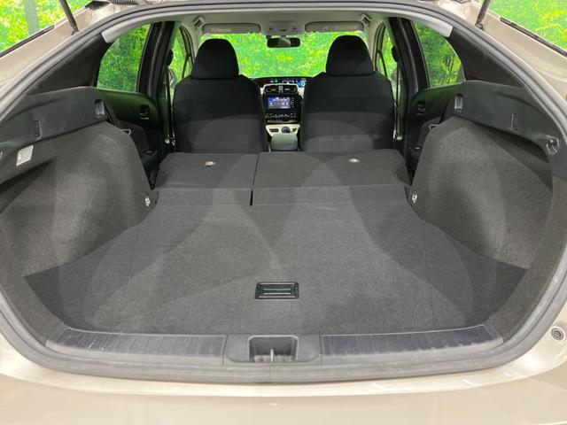 プリウス S 4WD 純正SDナビ バックカメラ 寒冷地仕様 禁煙車 スマートキー LEDヘッド ビルトインETC オートライト デュアルエアコン 純正16インチアルミ Bluetooth CD DVD再生(40枚目)