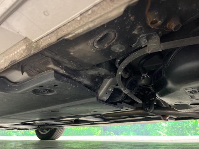 プリウス S 4WD 純正SDナビ バックカメラ 寒冷地仕様 禁煙車 スマートキー LEDヘッド ビルトインETC オートライト デュアルエアコン 純正16インチアルミ Bluetooth CD DVD再生(58枚目)