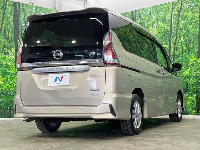 セレナ ハイウェイスター　４ＷＤ　両側電動ドア　ＳＤナビ　後席モニター　バックカメラ　衝突被害軽減システム　禁煙車　ハーフレザーシート　ドラレコ　スマートキー　ＬＥＤヘッド　ビルトインＥＴＣ　クルコン　オートライト（17枚目）