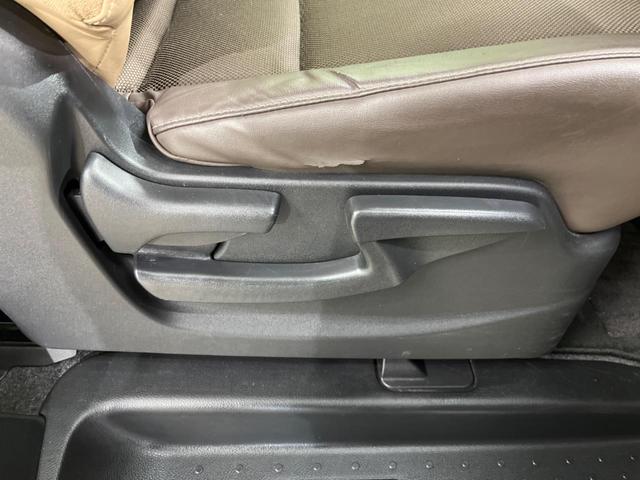 セレナ ハイウェイスター　４ＷＤ　両側電動ドア　ＳＤナビ　後席モニター　バックカメラ　衝突被害軽減システム　禁煙車　ハーフレザーシート　ドラレコ　スマートキー　ＬＥＤヘッド　ビルトインＥＴＣ　クルコン　オートライト（39枚目）