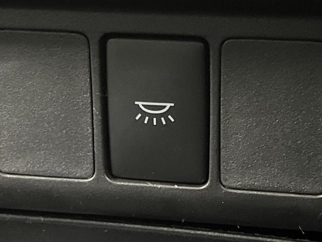 ルーミー カスタムG 4WD フルエアロ 両側電動ドア バックカメラ 禁煙車 スマートキー LEDヘッド ETC クルコン オートライト オートエアコン 純正14インチアルミ Bluetooth CD DVD再生(32枚目)