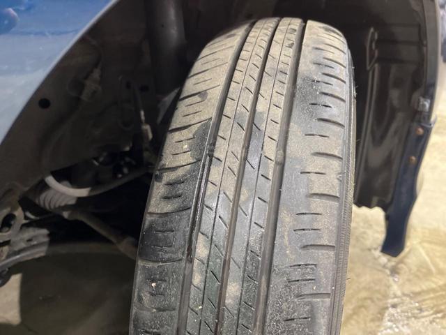 ルーミー カスタムG 4WD フルエアロ 両側電動ドア バックカメラ 禁煙車 スマートキー LEDヘッド ETC クルコン オートライト オートエアコン 純正14インチアルミ Bluetooth CD DVD再生(54枚目)